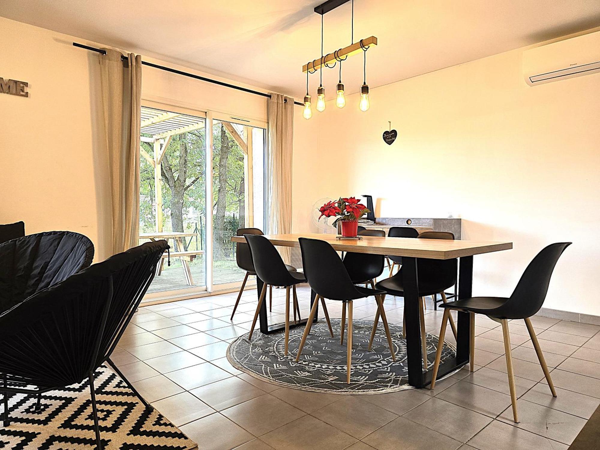 Le Clos Andree - Charmante Maison 8 Personnes - 5 Lits - Climatisation Reversible - Parking 3 Vehicules - Garage - Zone Nord Montauban - Terrasse Et Jardin Екстериор снимка