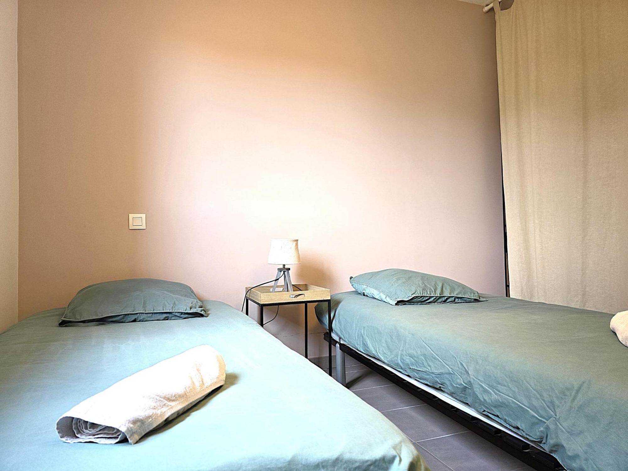 Le Clos Andree - Charmante Maison 8 Personnes - 5 Lits - Climatisation Reversible - Parking 3 Vehicules - Garage - Zone Nord Montauban - Terrasse Et Jardin Екстериор снимка
